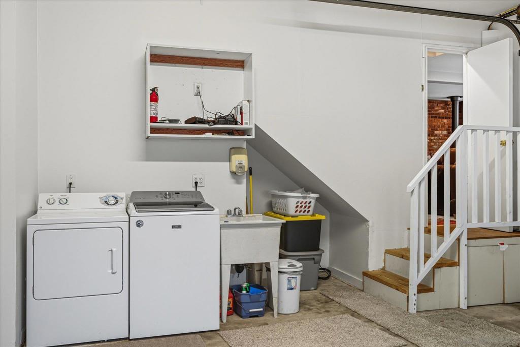 9731 Lakeview Rd Property Photo 26