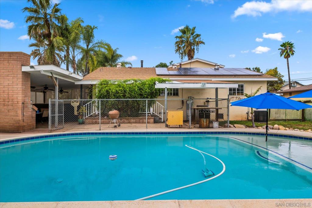 9731 Lakeview Rd Property Photo 32