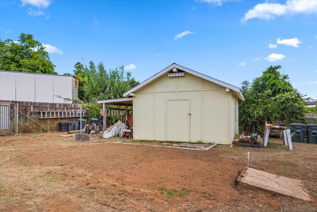 9731 Lakeview Rd Property Photo 38