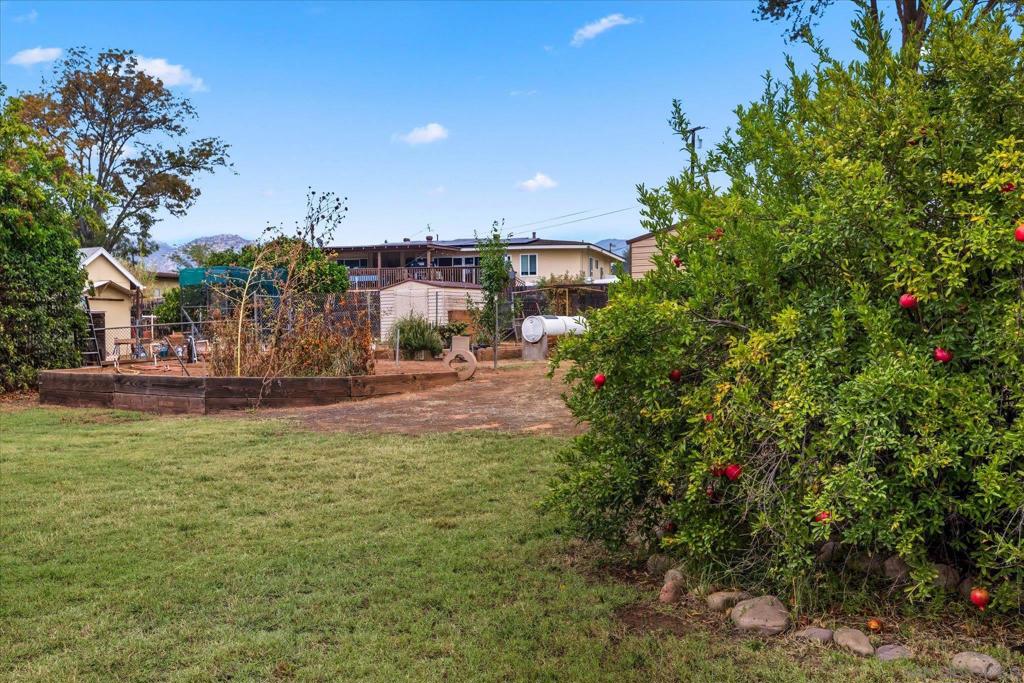 9731 Lakeview Rd Property Photo 40