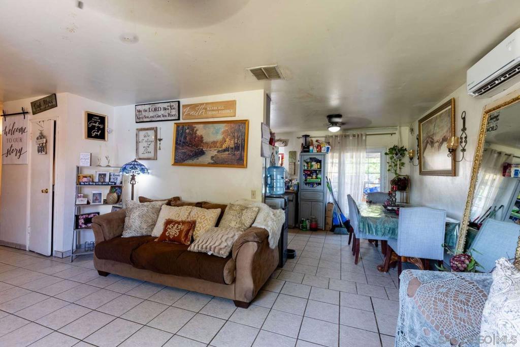 333 N Carlton Ave Property Photo 10