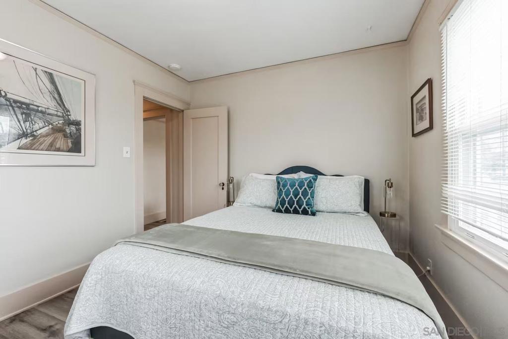 2147 Guizot Property Photo 10