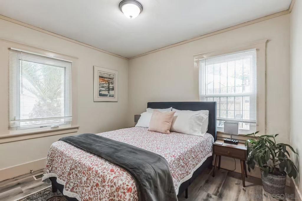 2147 Guizot Property Photo 11