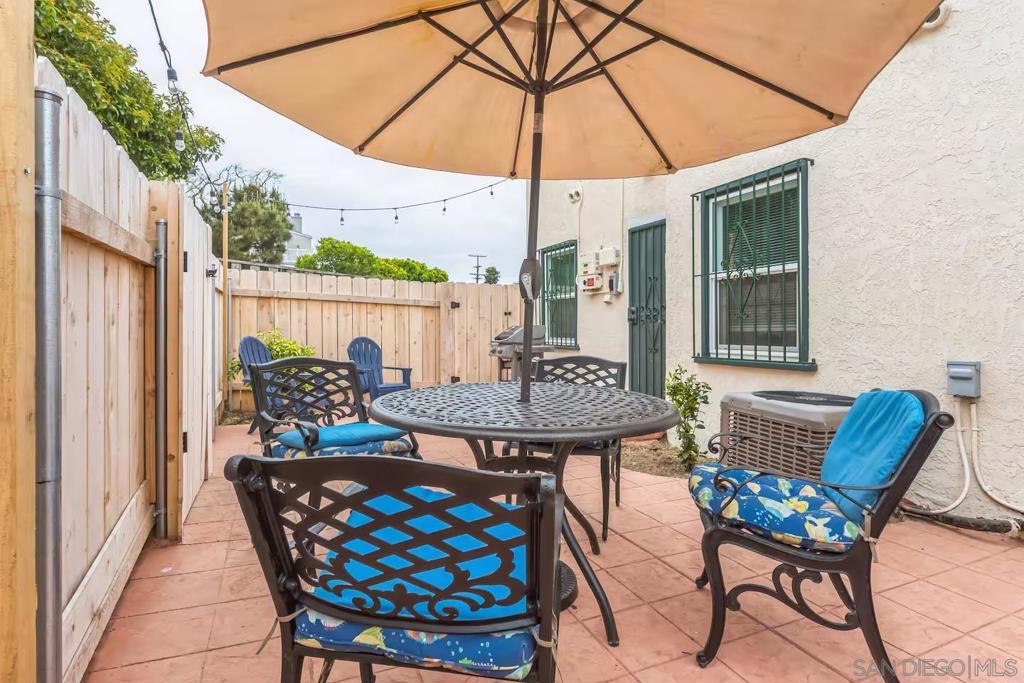 2147 Guizot Property Photo 16