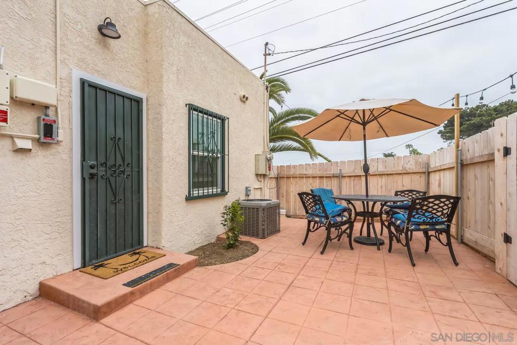 2147 Guizot Property Photo 18