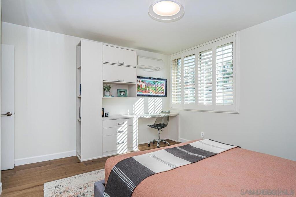 909 Coast Blvd 10 Property Photo 12