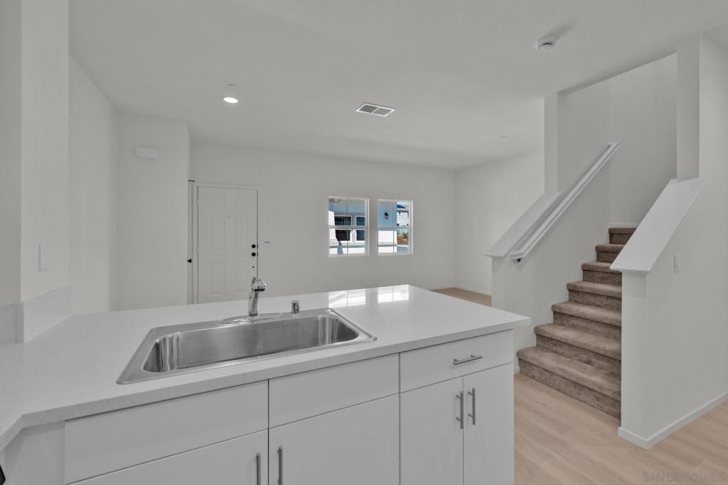 28216 Molasses Court Property Photo 9