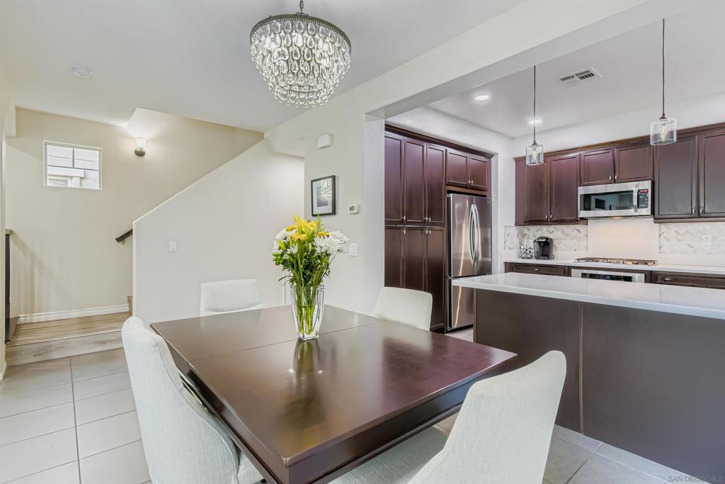 1824 Cyan Ln Property Photo 6