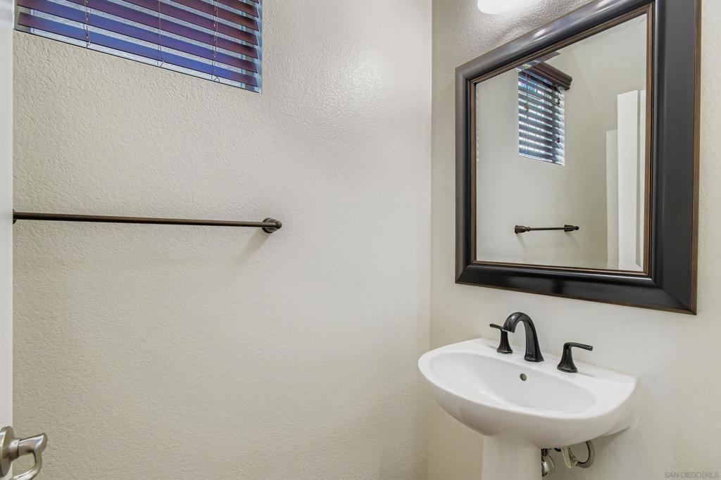 1824 Cyan Ln Property Photo 10