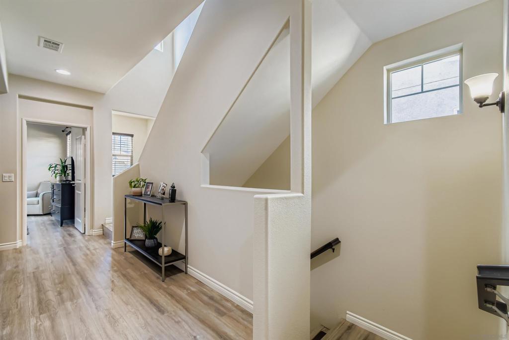 1824 Cyan Ln Property Photo 11