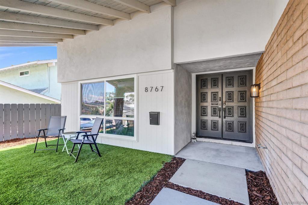 8767 Blue Lake Dr Property Photo 3