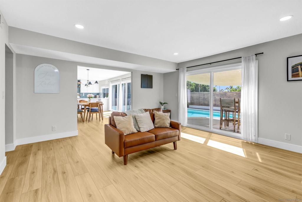 8767 Blue Lake Dr Property Photo 12