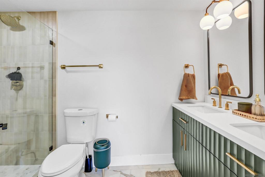 8767 Blue Lake Dr Property Photo 23