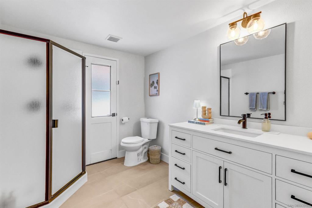 8767 Blue Lake Dr Property Photo 31