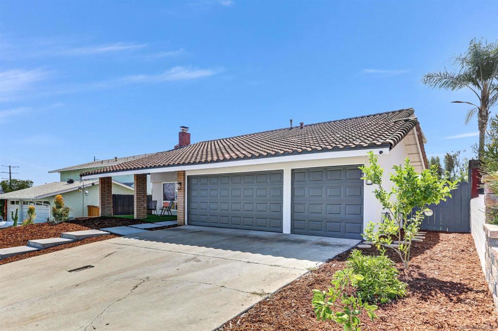 8767 Blue Lake Dr Property Photo 39