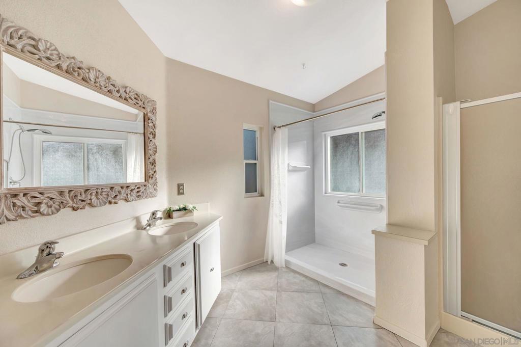 8975 Lawrence Welk Dr 30 Property Photo 14