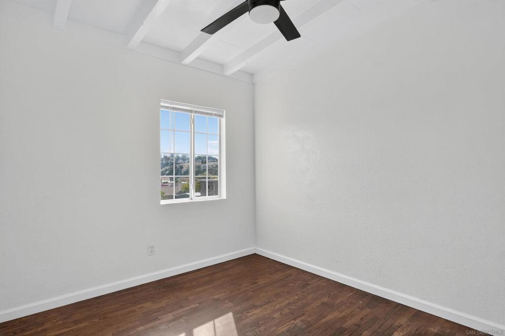 525 Pitta St Property Photo 6