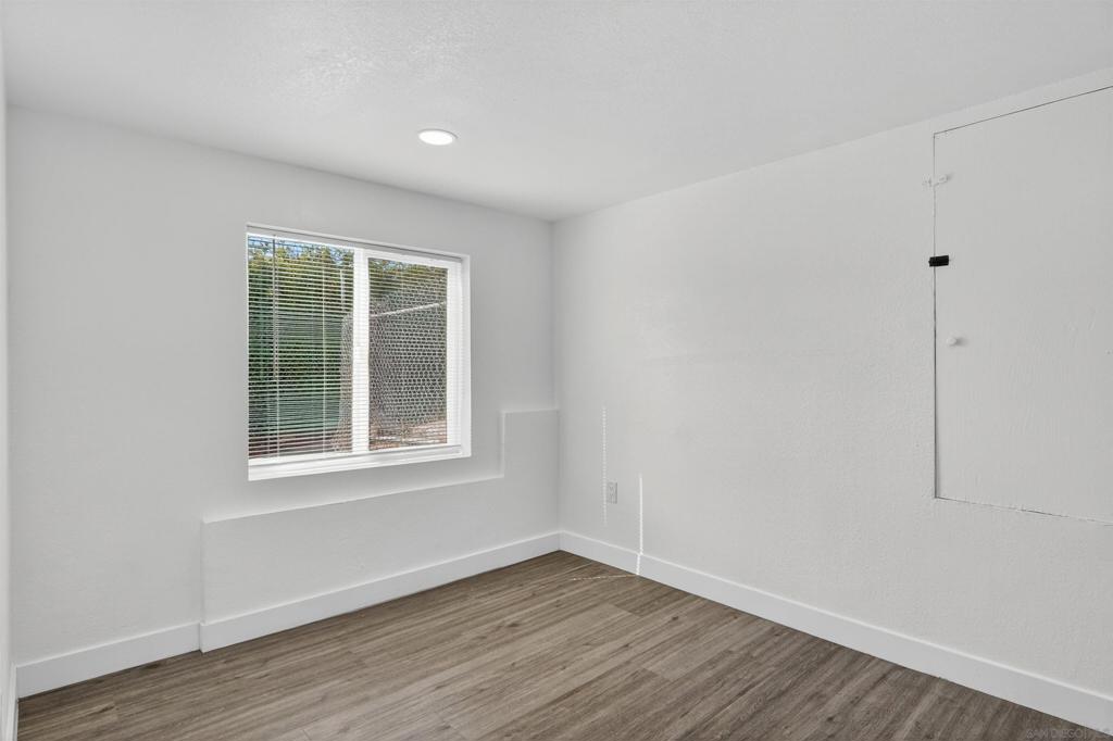 525 Pitta St Property Photo 7