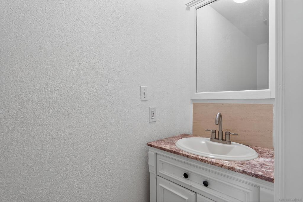 525 Pitta St Property Photo 18