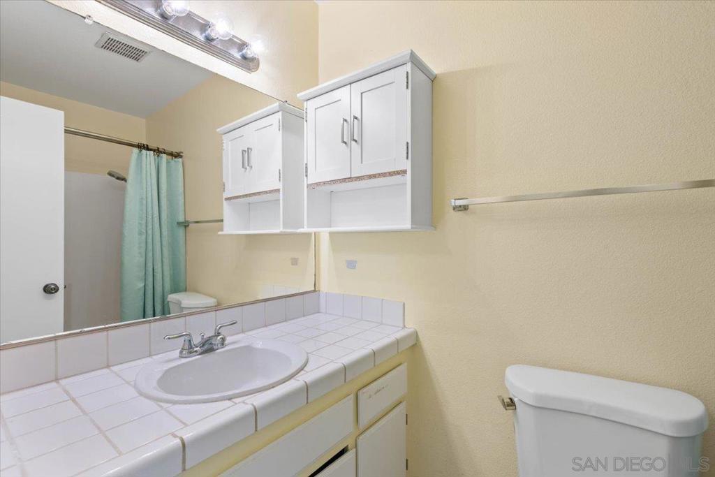 1651 S Juniper St 110 Property Photo 22