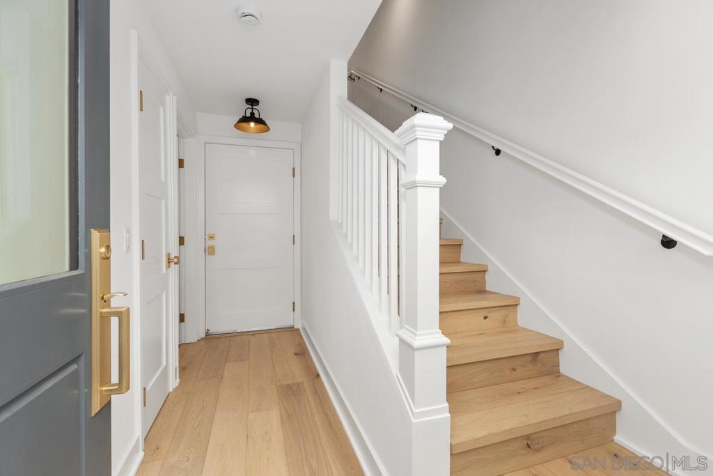 549 Orange Ave Property Photo 6