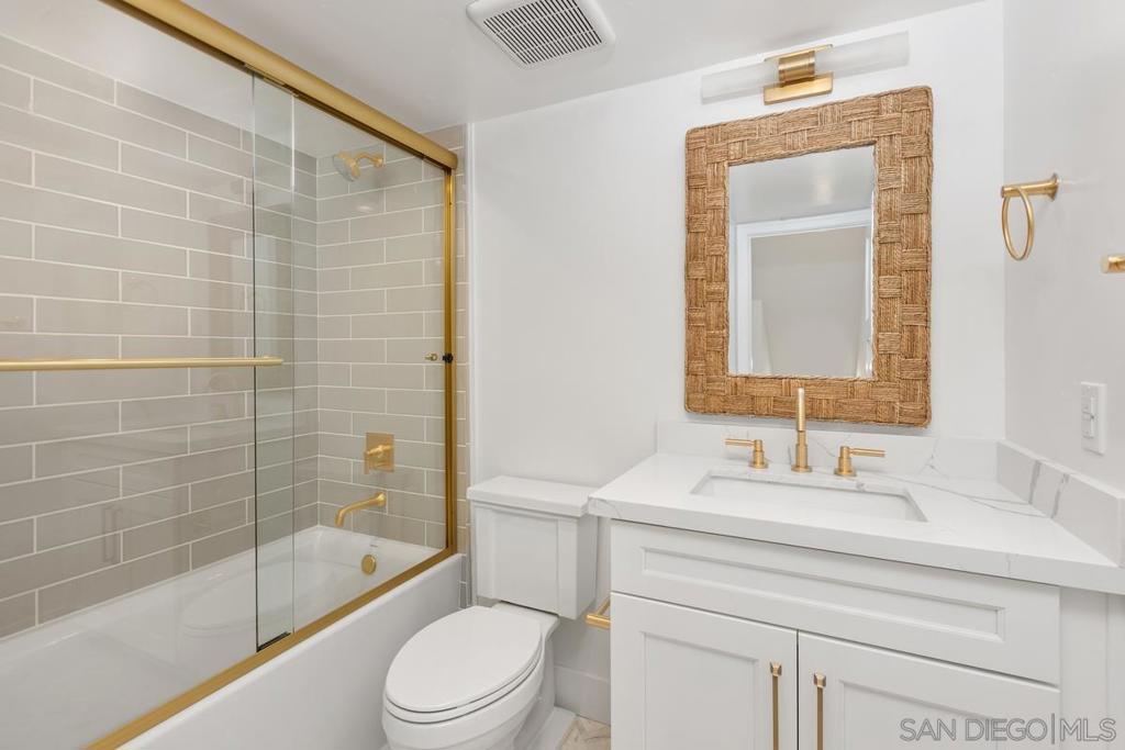 549 Orange Ave Property Photo 8