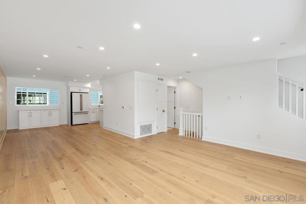 549 Orange Ave Property Photo 9