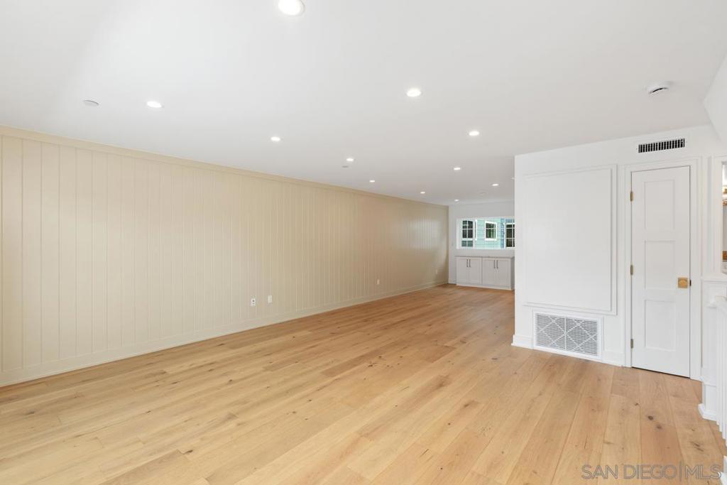 549 Orange Ave Property Photo 13