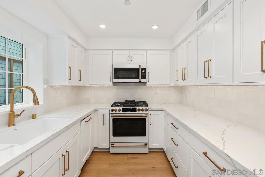 549 Orange Ave Property Photo 16