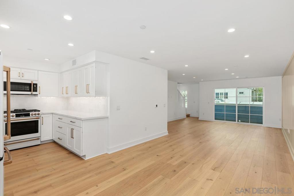 549 Orange Ave Property Photo 17