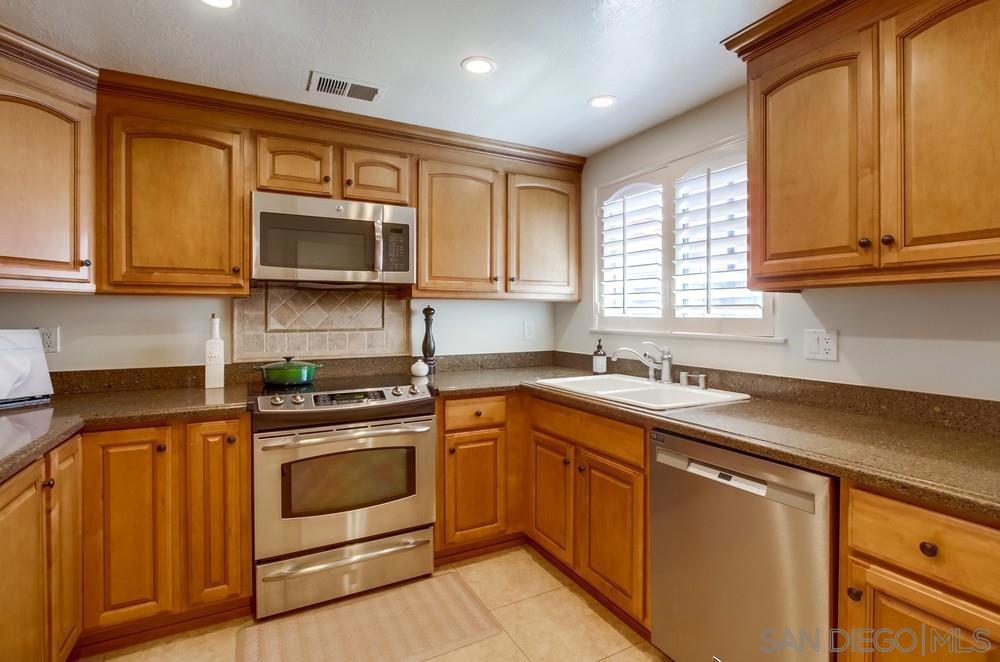 16632 Roca Dr Property Photo 16