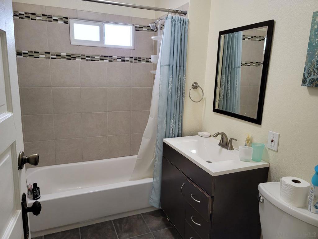 3967 8th Property Photo 5