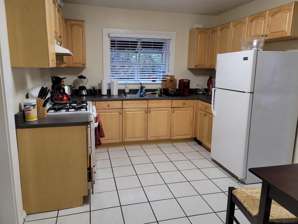 3967 8th Property Photo 6