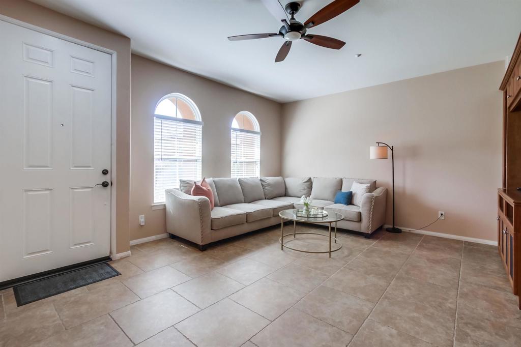 17059 Calle Trevino 5 Property Photo 3