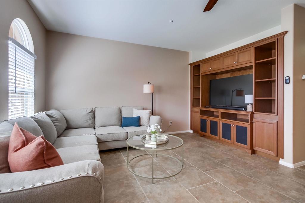 17059 Calle Trevino 5 Property Photo 5