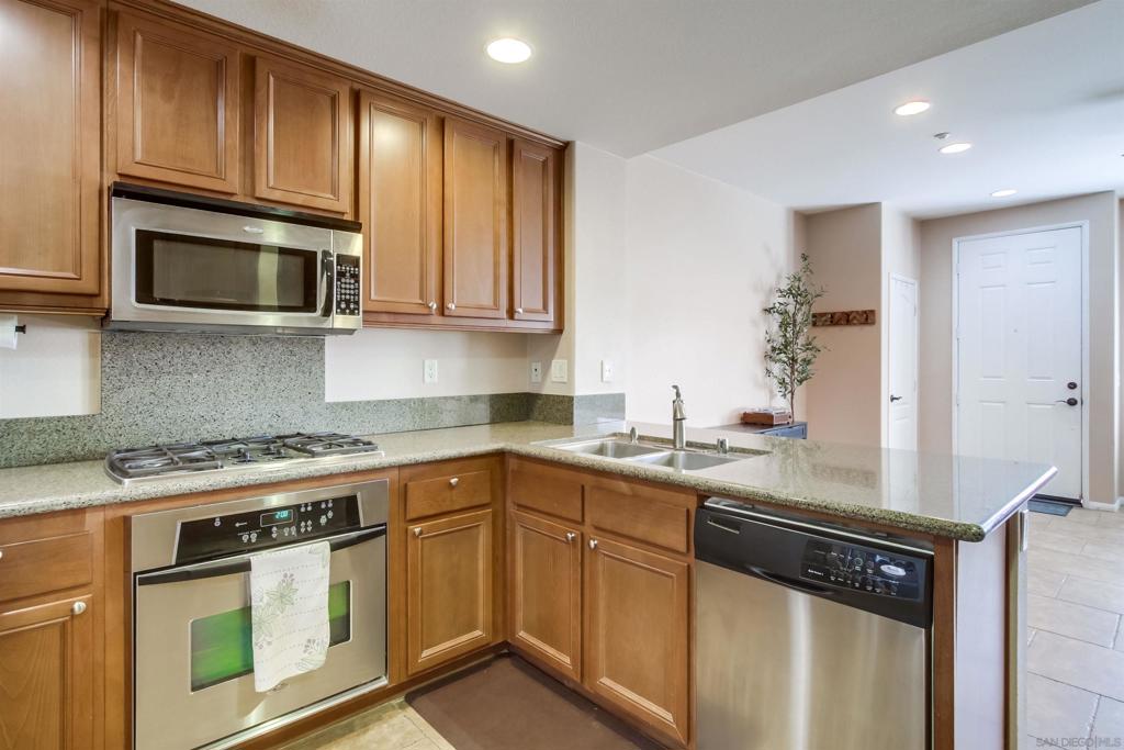 17059 Calle Trevino 5 Property Photo 10