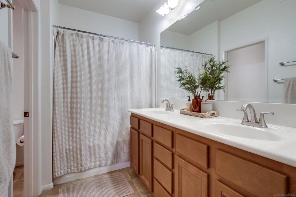 17059 Calle Trevino 5 Property Photo 19