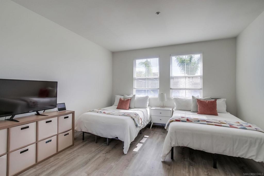 17059 Calle Trevino 5 Property Photo 20