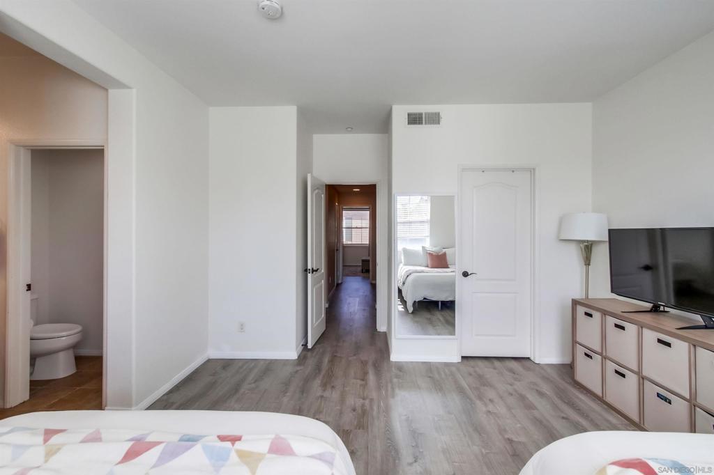 17059 Calle Trevino 5 Property Photo 23