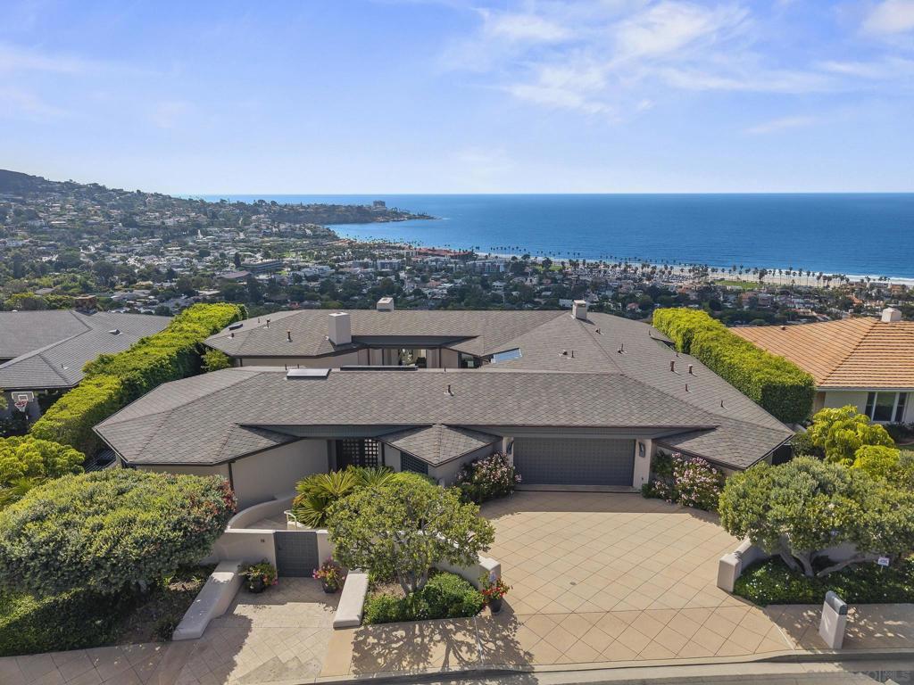 8316 Prestwick Dr Property Photo 1