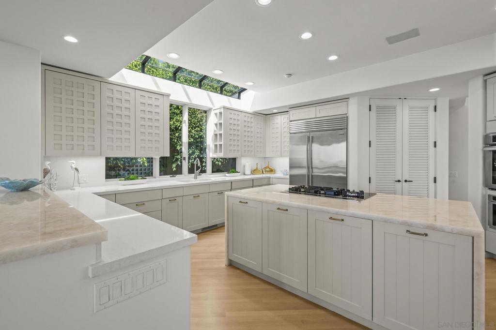 8316 Prestwick Dr Property Photo 16