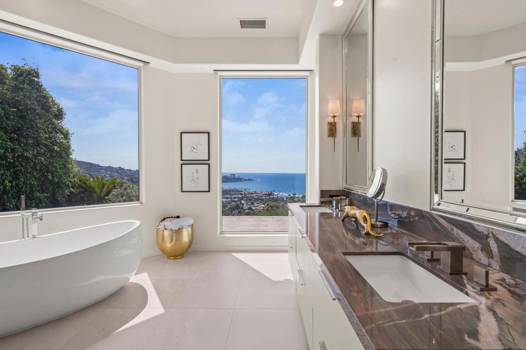 8316 Prestwick Dr Property Photo 20