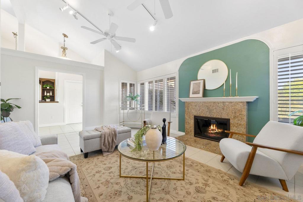 11409 Duenda Rd Property Photo 6