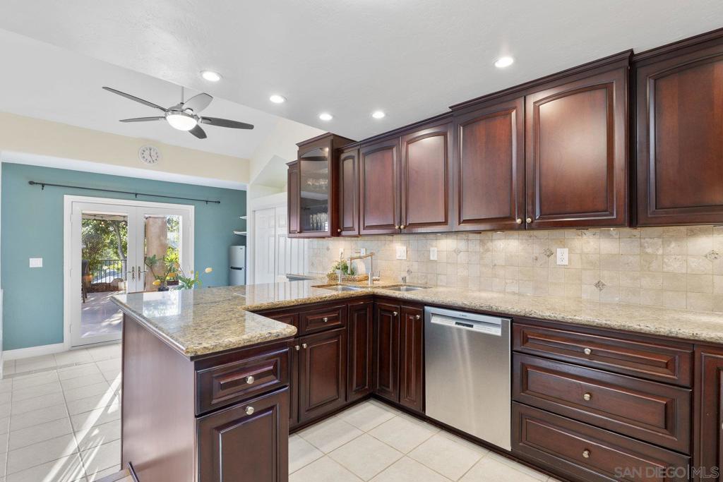 11409 Duenda Rd Property Photo 14