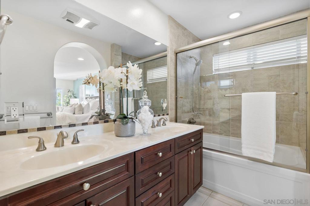 11409 Duenda Rd Property Photo 25