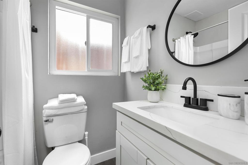 4444 49th Property Photo 14