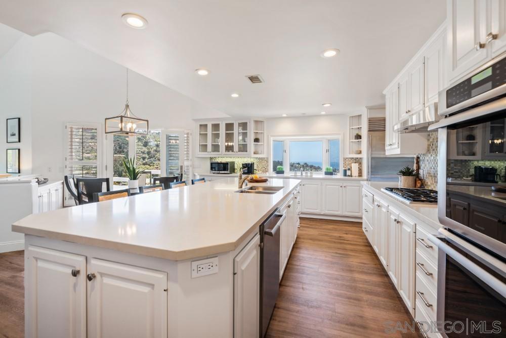 2771 Saint Laurent Pl Property Photo 28