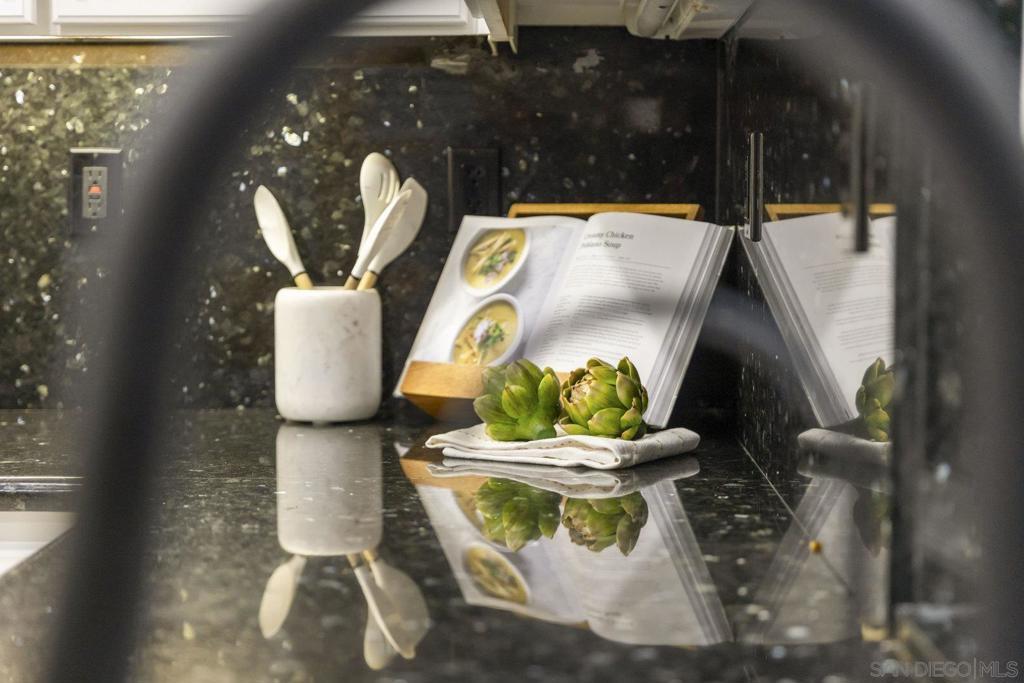 3960 Plateau Pl Property Photo 19