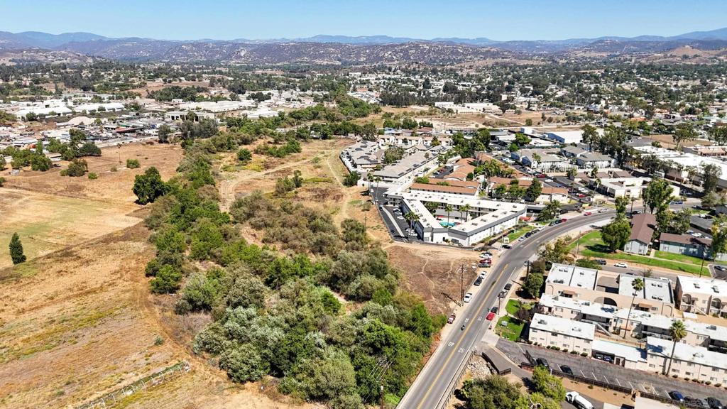 Montecito Rd Property Photo 11