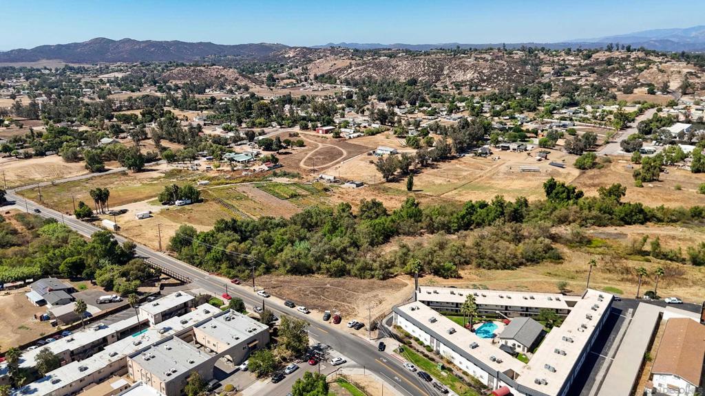 Montecito Rd Property Photo 22